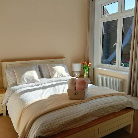 Catherine Street Apartments Солсбъри Екстериор снимка