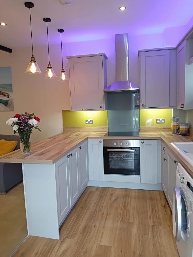 Catherine Street Apartments Солсбъри Екстериор снимка