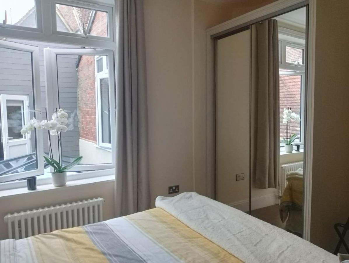 Catherine Street Apartments Солсбъри Екстериор снимка