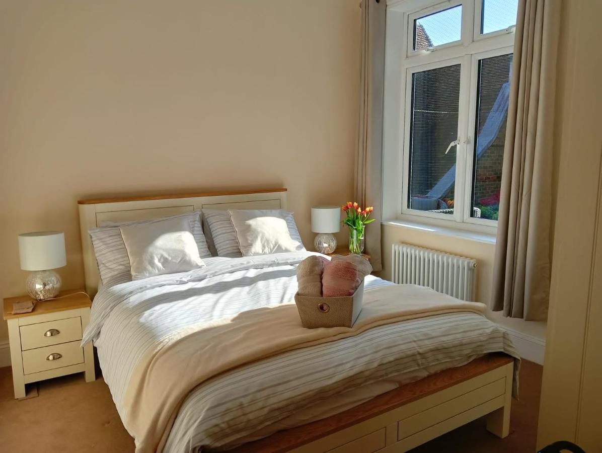 Catherine Street Apartments Солсбъри Екстериор снимка